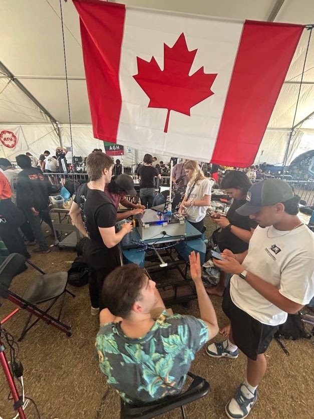 Frontenac build detail